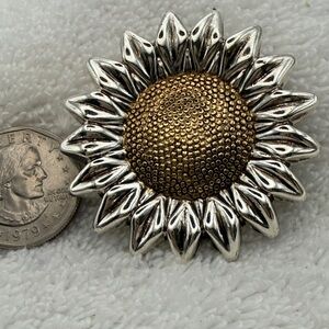 Silver tone & gold toned combination sunflower pendant/brooch